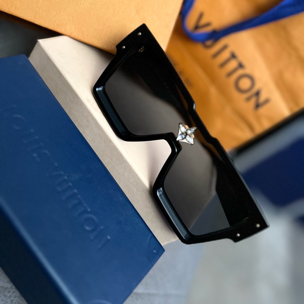 Louis Vuitton Cyclone Sunglasses